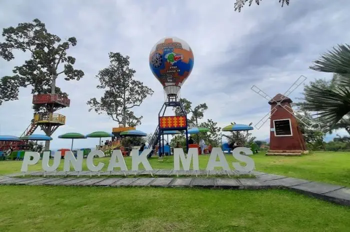 10 Tempat Wisata Lampung yang Lagi Hits