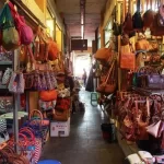 Memburu Kenangan dan Barang Unik di Pasar Beringharjo, Yogyakarta